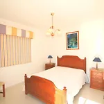 Olival With Pool Walking Distance To فيلة *