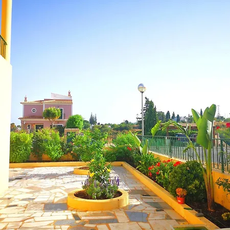 Olival With Pool Walking Distance To فيلة