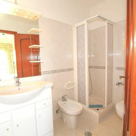 Olival With Pool Walking Distance To Villa