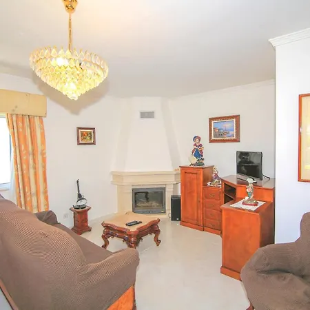 Olival With Pool Walking Distance To Vila