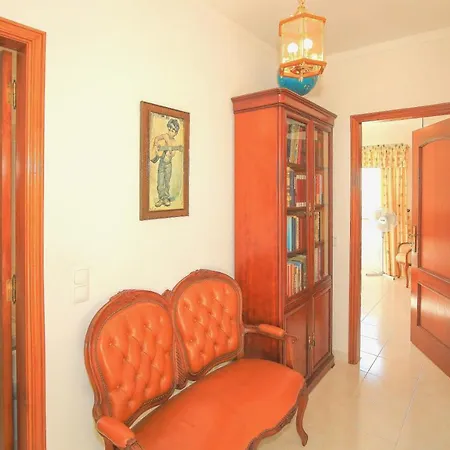 Olival With Pool Walking Distance To Villa *