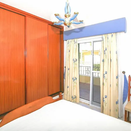 Olival With Pool Walking Distance To *