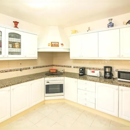 Olival With Pool Walking Distance To Armação de Pêra