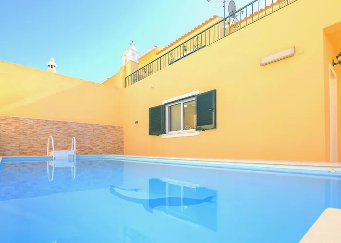 Villa Olival With Pool Walking Distance To *