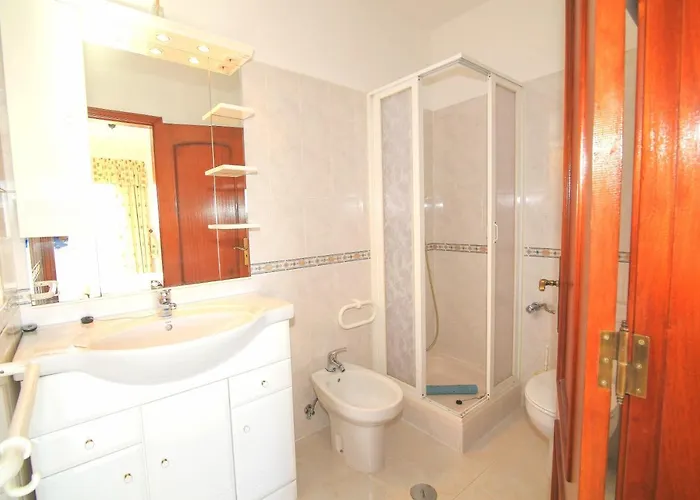 Olival With Pool Walking Distance To Villa