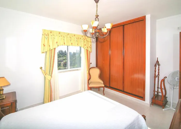 Olival With Pool Walking Distance To Villa *