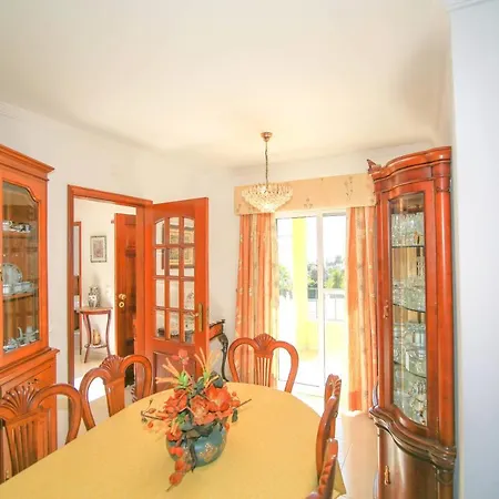 Olival With Pool Walking Distance To Villa